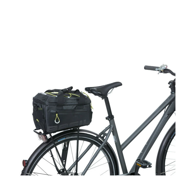 BASIL Gepäckträgertasche Miles, Schwarz BASIL MILES TRUNKBAG, Gepäckträgertasche, 7L, Schwarz 8 BASIL Gepäckträgertasche Miles, Schwarz BASIL MILES TRUNKBAG, Gepäckträgertasche, 7L, Schwarz – Bild 6