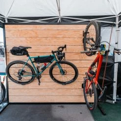 Lezyne Fahrradhalterung CNC Alloy Wheel Hook, Black 8 Lezyne Fahrradhalterung CNC Alloy Wheel Hook, Black -Fahrradladen lezyne fahrradhalterung cnc alloy wheel hook black3