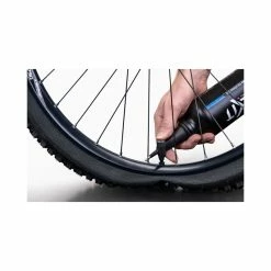 MilKit Kompressor Tire Booster, Bidon 600ml -Fahrradladen milkit kompressor tire booster bidon 600ml3