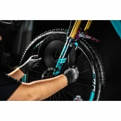 Muc-Off Bremsscheiben-Schutz Bolt 10 Muc-Off Bremsscheiben-Schutz Bolt -Fahrradladen muc off bremsscheiben schutz bolt3