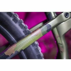 Muc-Off Chainstay Protection Kit Camo -Fahrradladen muc off chainstay protection kit camo4