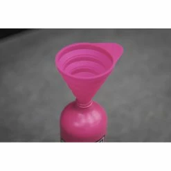 Muc-Off Collapsible Silicone Funnel -Fahrradladen muc off collapsible silicone funnel4