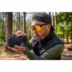 Muc-Off Essential Case Waterproof 11 Muc-Off Essential Case Waterproof -Fahrradladen muc off essential case waterproof4