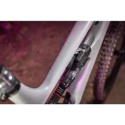 Muc-Off Frame Protection Kit - DH/ENDURO/TRAIL Clear Matt -Fahrradladen muc off frame protection kit dh enduro trail clear matt3