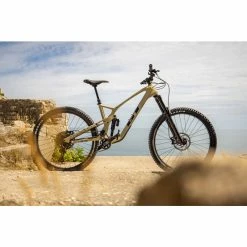 Muc-Off Frame Protection Kit DH/ENDURO/TRAIL Punk -Fahrradladen muc off frame protection kit dh enduro trail punk5