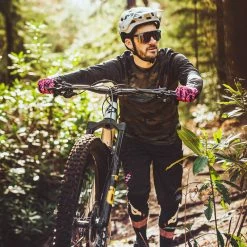 Muc-Off Lightweight Mesh Ride Gloves - Pink Pink S 9 Muc-Off Lightweight Mesh Ride Gloves - Pink Pink S -Fahrradladen muc off lightweight mesh ride gloves pink pink s3