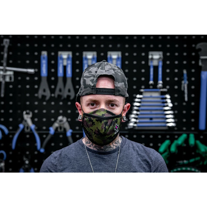 Muc-Off Mundschutz Camo 5 Muc-Off Mundschutz Camo – Bild 3