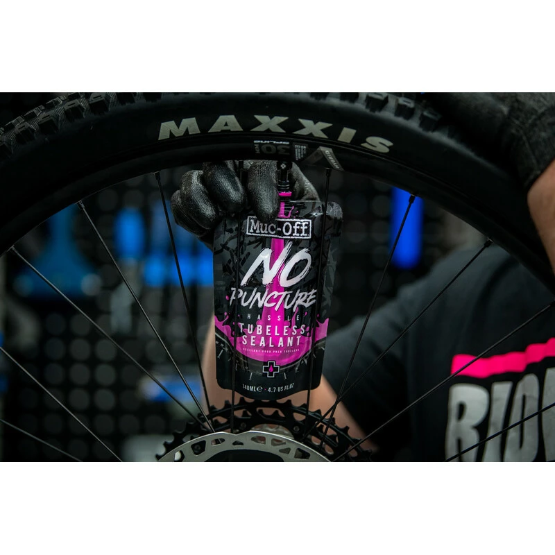 Muc-Off NO Puncture Hassle 140 Ml 4 Muc-Off NO Puncture Hassle 140 Ml – Bild 2