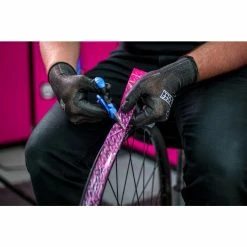 Muc-Off Tubeless Kit - DH/Trail/Enduro -Fahrradladen muc off tubeless kit dh trail enduro3