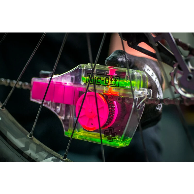 Muc-Off X-3 Chain Cleaner Kettenreiniger 8 Muc-Off X-3 Chain Cleaner Kettenreiniger – Bild 6