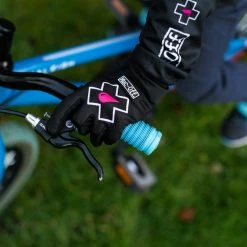 Muc-Off Youth Gloves - Black Black KL -Fahrradladen muc off youth gloves black black kl2