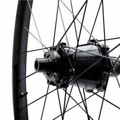 Race Face Turbine-R 30 MTB CLN Front Wheel 15X110-B Black 29" 6 Race Face Turbine-R 30 MTB CLN Front Wheel 15X110-B Black 29" -Fahrradladen race face turbine r 30 mtb cln front wheel 15x110 b black 292