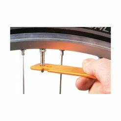 SKS Pneuhebel Set à 3 Stk. SV-Schlüssel Und AV-Druckablass Inklusive Orange 9 SKS Pneuhebel Set à 3 Stk. SV-Schlüssel Und AV-Druckablass Inklusive Orange -Fahrradladen sks pneuhebel set a 3 stk sv schluessel und av druckablass inklusive orange3