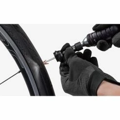 Topeak Tubicartridge R16, Tubeless-Reparaturkit In Der Gr&ouml;sse Einer CO2-Kartusche Inkl. 1.5mm Einsteckwerkzeug Und 5 Tubeless Salami (1.5x50mm) -Fahrradladen topeak tubicartridge r16 tubeless reparaturkit in der groesse einer co2 kartusche inkl 15mm einsteckwerkzeug und 5 tubeless salami 15x50mm5