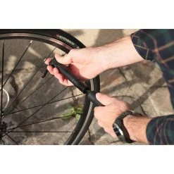 Zéfal Zéfal Minipumpe Air Profil Micro, Schwarz, Multivalve, 7 Bar/100 PSI 8 Zéfal Zéfal Minipumpe Air Profil Micro, Schwarz, Multivalve, 7 Bar/100 PSI -Fahrradladen zefal minipumpe air profil micro schwarz multivalve 7 bar 100 psi3